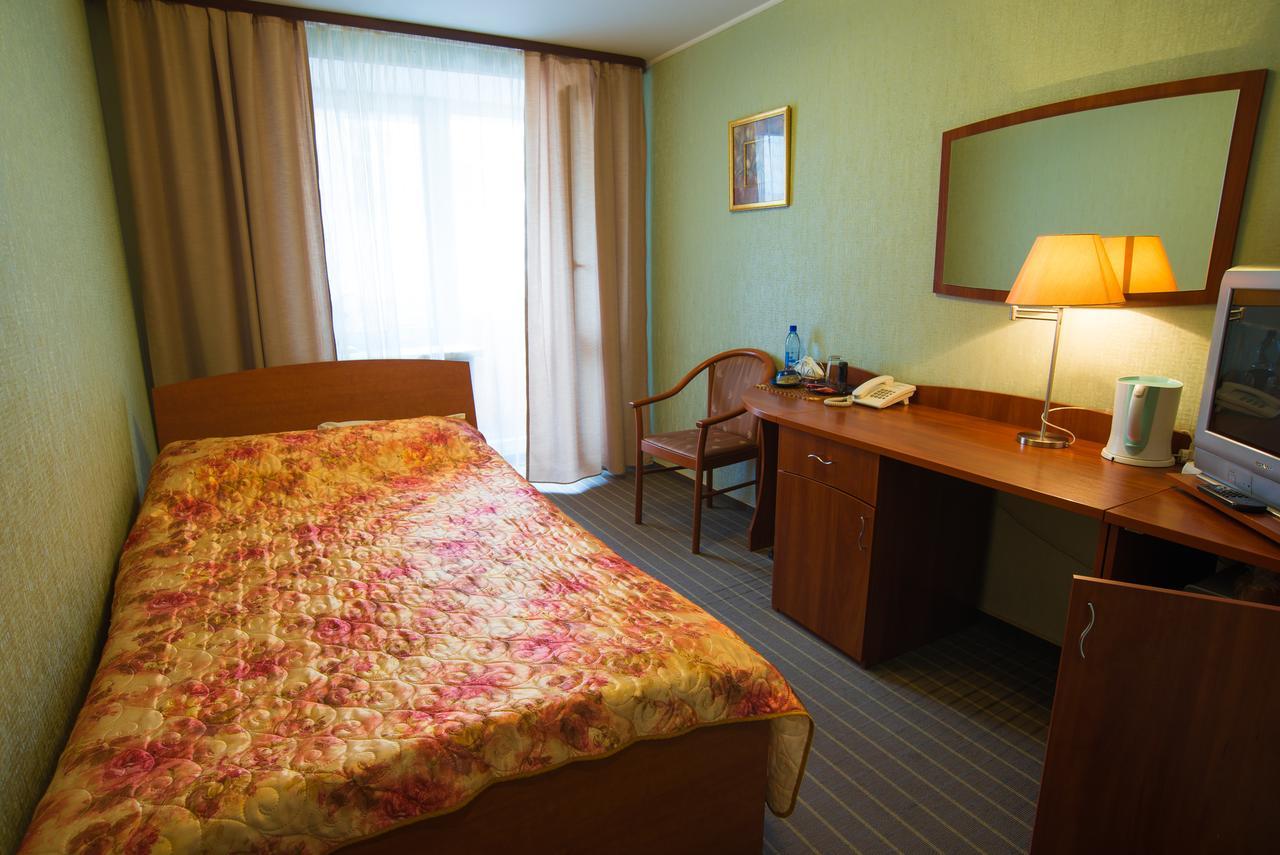 Suite Hotel Ekaterinburg Bagian luar foto
